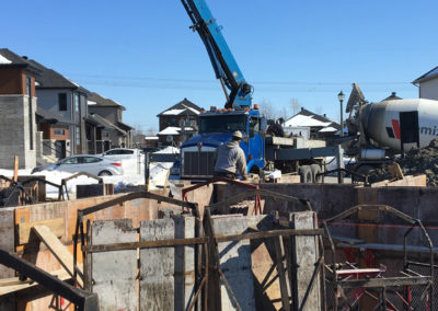 Entrepreneur en coffrage de béton résidentiel et commercial à Mirabel, Saint-Jerome, Laval et dans Les Laurentides, Lanaudière et sur la Rive-Nord / Entrepreneur en Coffrage Laurentides